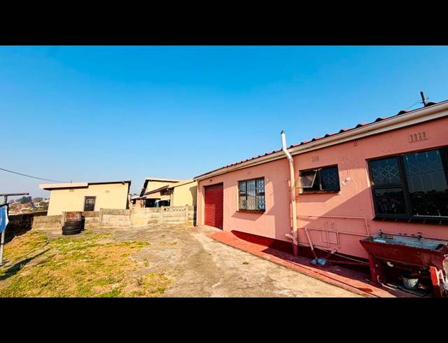 3 BEDROOM HOUSE FOR SALE IN UMLAZI